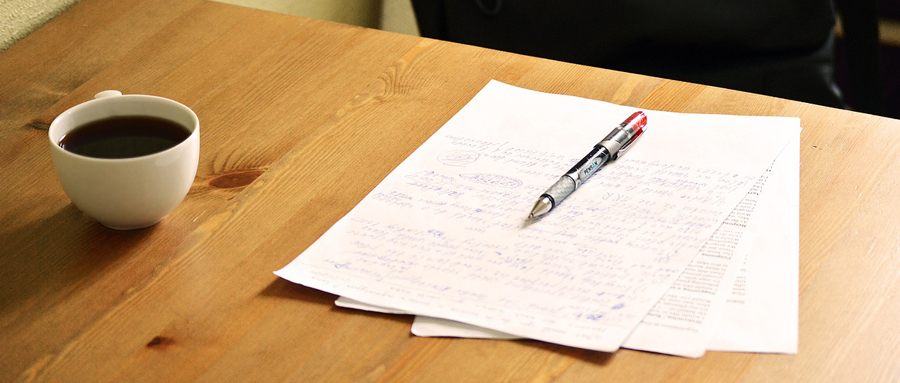 在学术论文写作中，撰写有说服力的结果和讨论部分十分重要。查尔斯沃思论文润色为大家介绍了这两个部分分别应该包含哪些内容，它们之间的区别，讨论部分的写作框架以及写作注意事项。