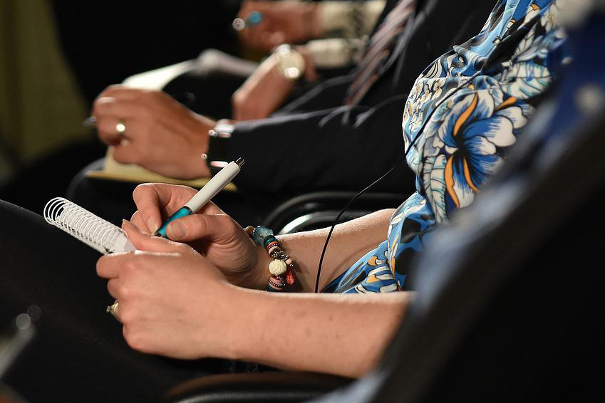 怎么合理地把同一个研究投稿到多个会议？_查尔斯沃思论文润色